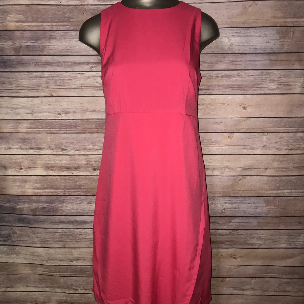 Lark & Ro Coral Dress size small new without tags